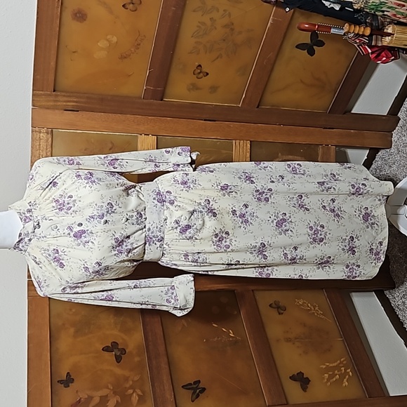 Vintage 70s Buttery Yellow Floral Dress - Picture 2 of 16